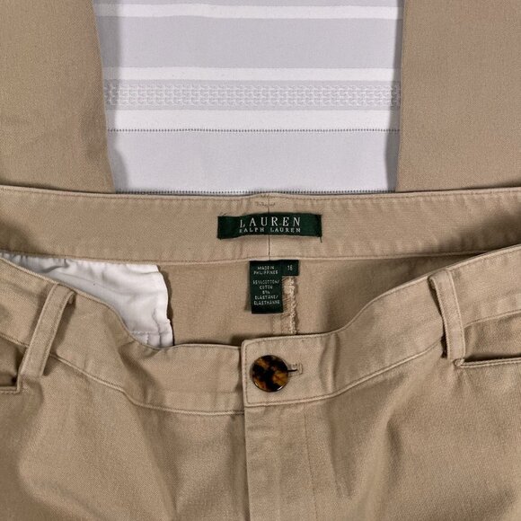 Lauren Ralph Lauren Women’s 16 Short Khaki Chino Pants Straight Leg Classic LRL - Picture 6 of 8